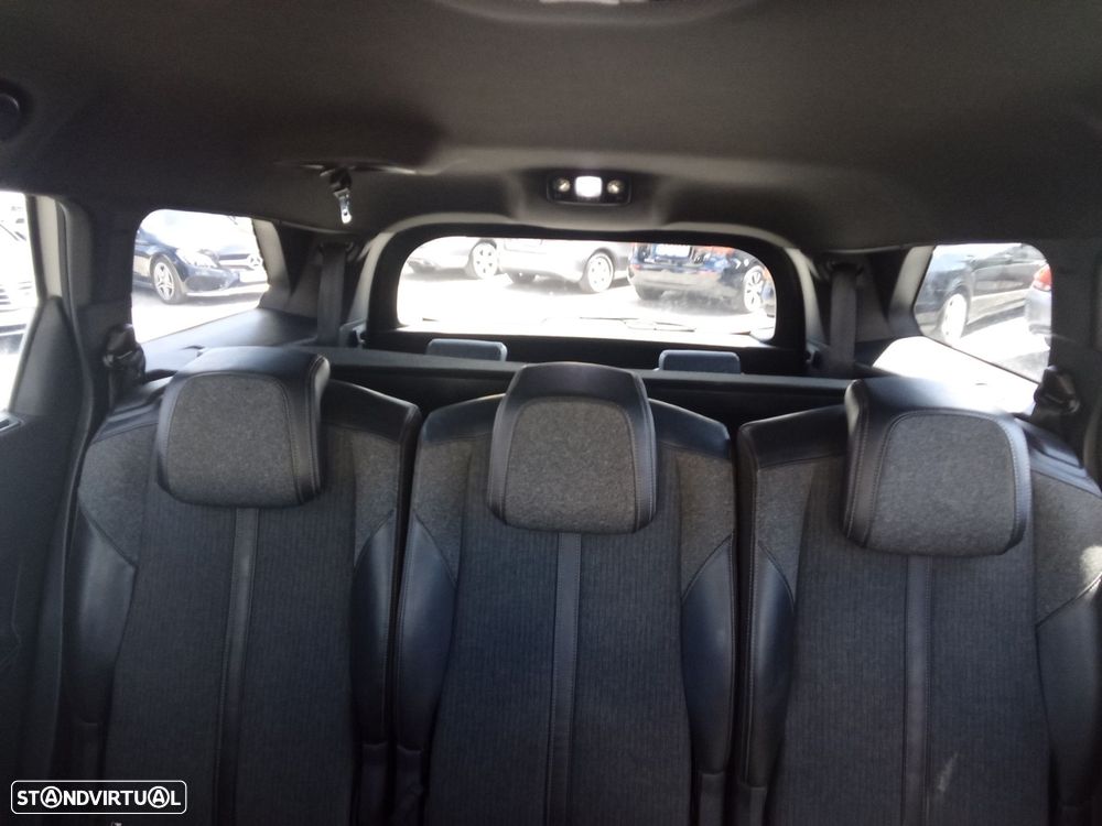 Peugeot 5008 1.5 BlueHDi GT Line - 32