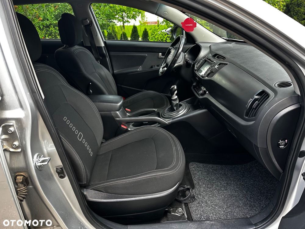 Kia Sportage 1.7 CRDI 2WD ISG Dream-Team Edition - 16