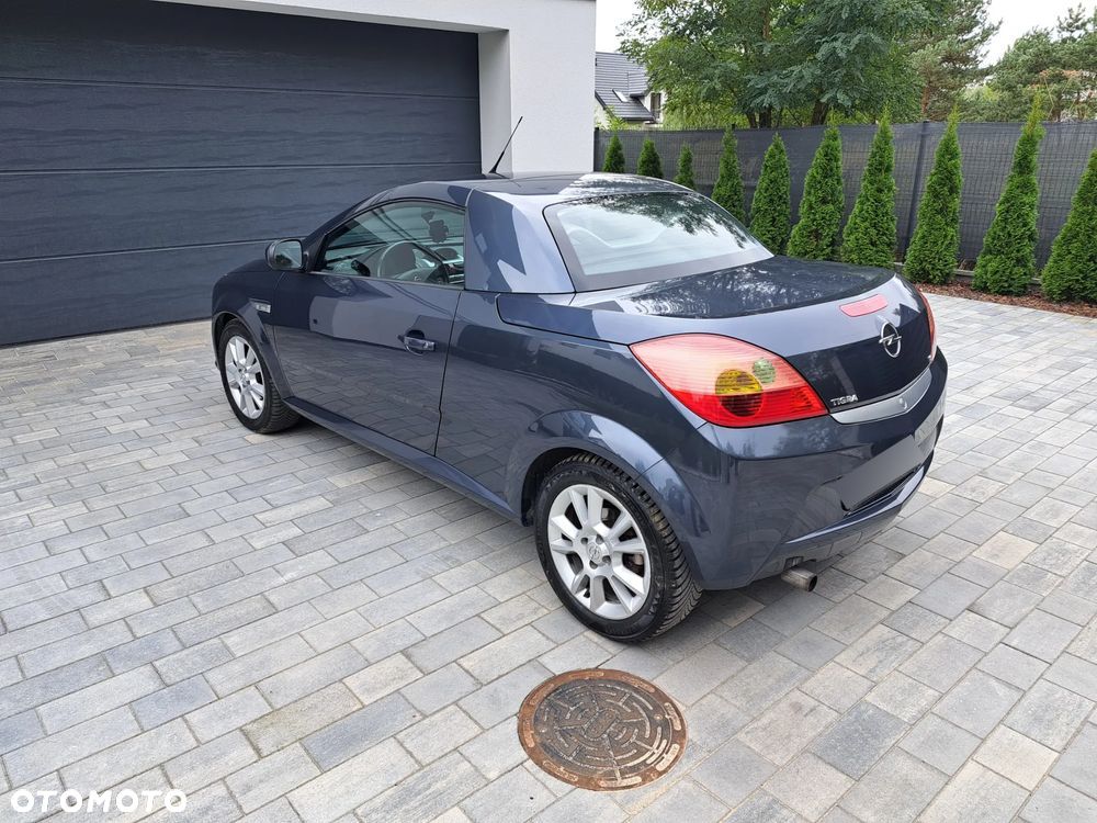 Opel Tigra Twin Top 1.8 (Enjoy) - 1