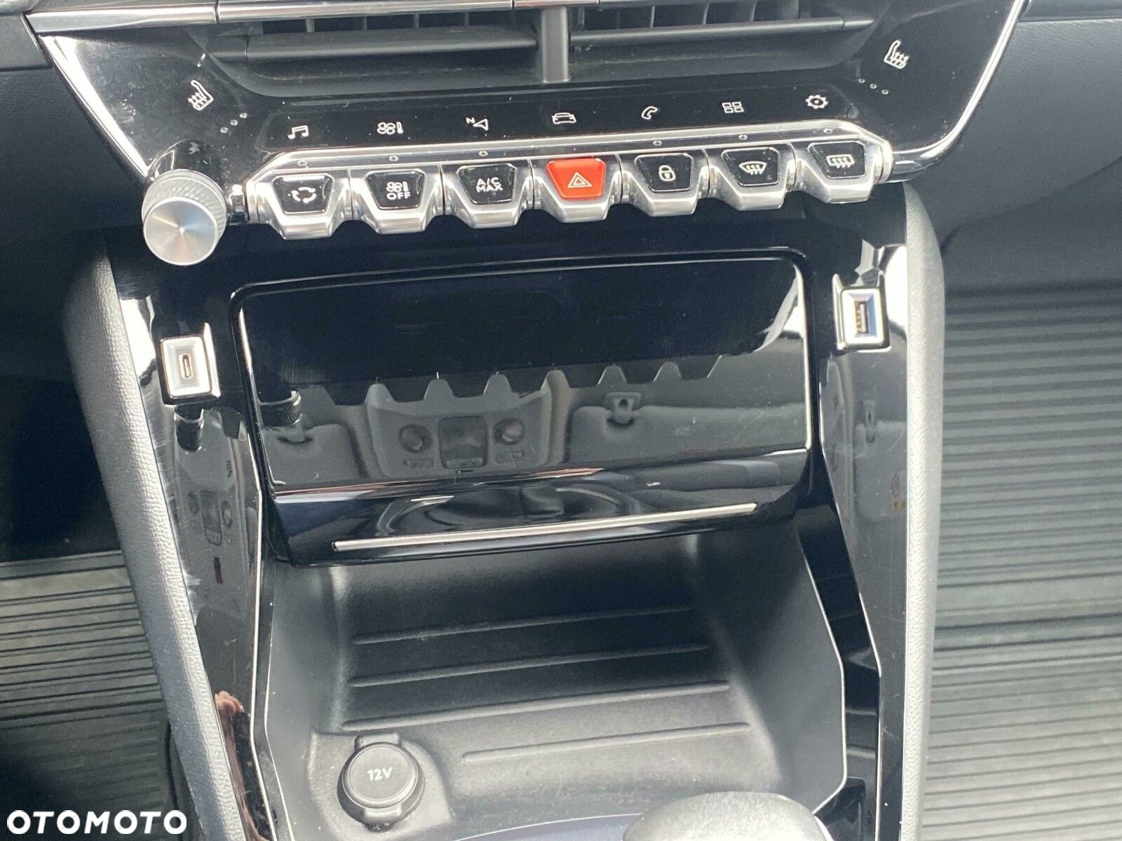 Peugeot 2008 - 19