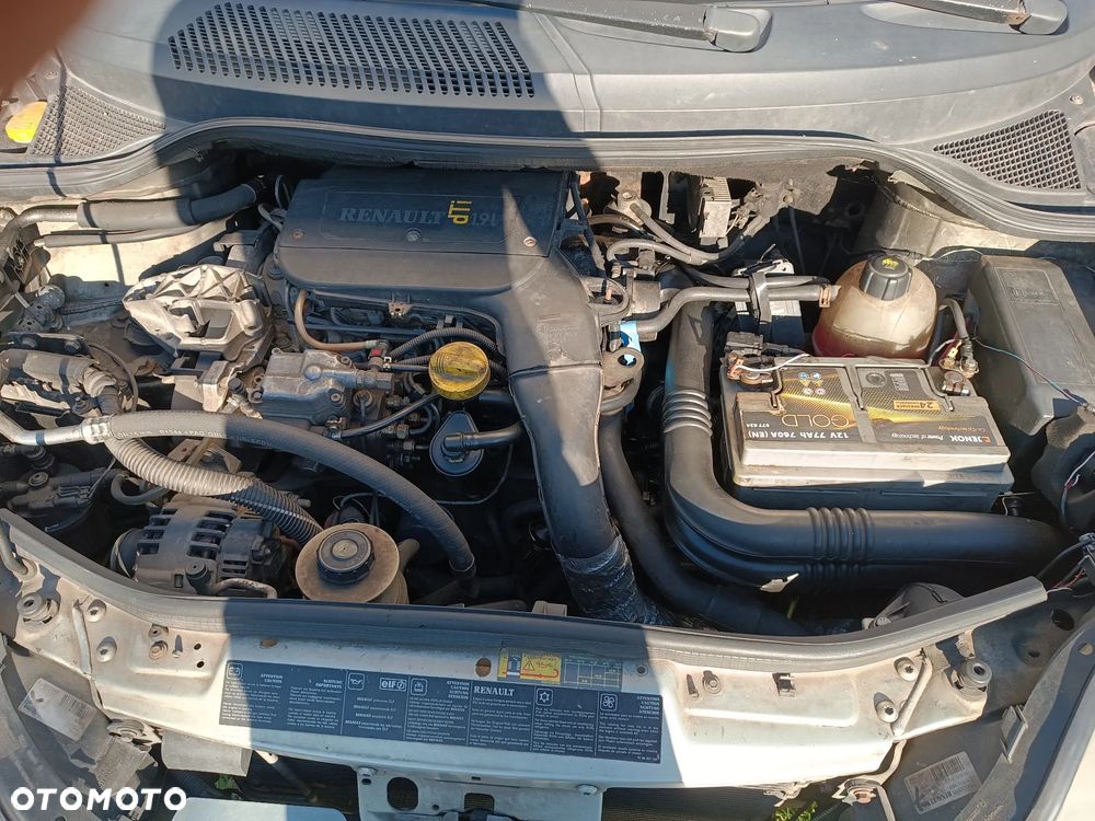 Renault Scenic - 7