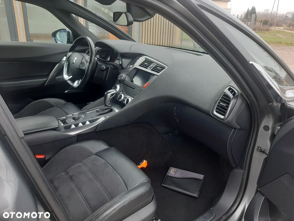 Citroën DS5 HDi 165 Business - 27