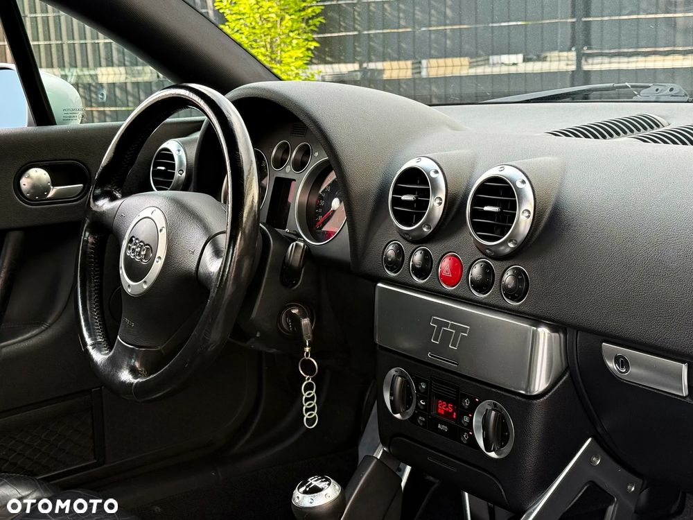 Audi TT Coupé - 23
