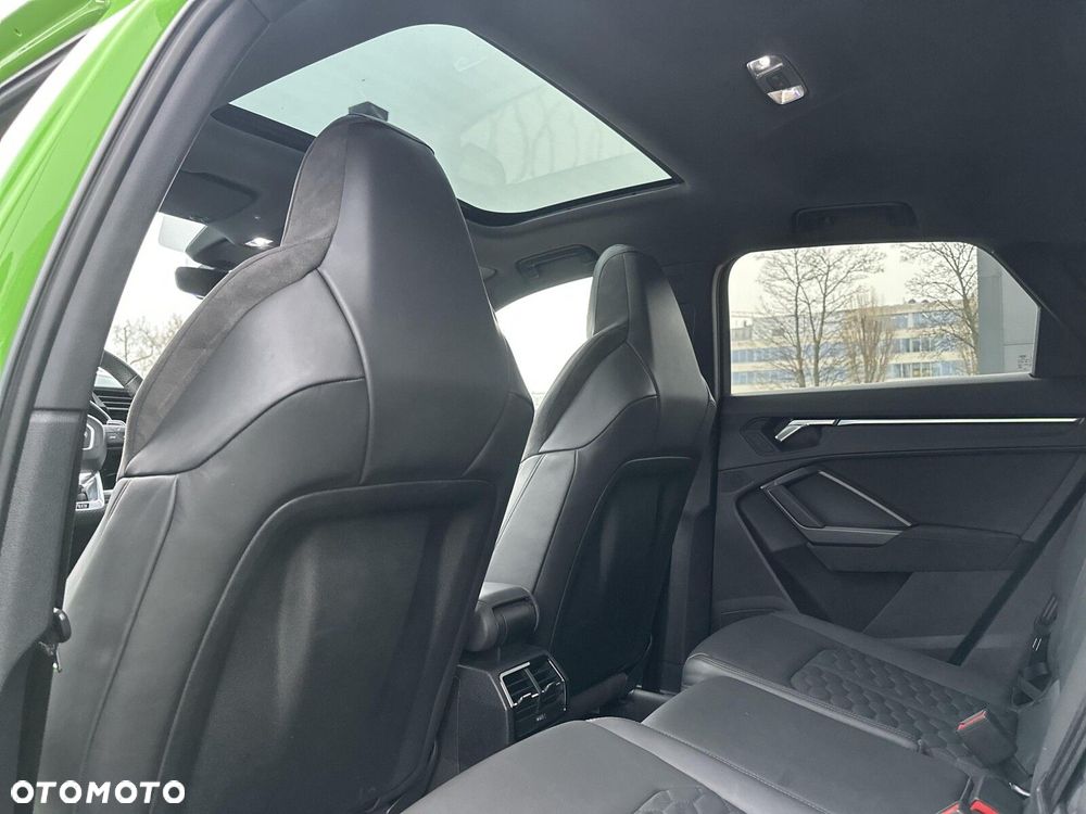Audi RS Q3 Sportback - 37