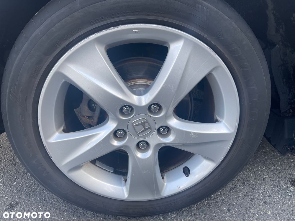 Honda Accord 2.0 Executive Nav - 31