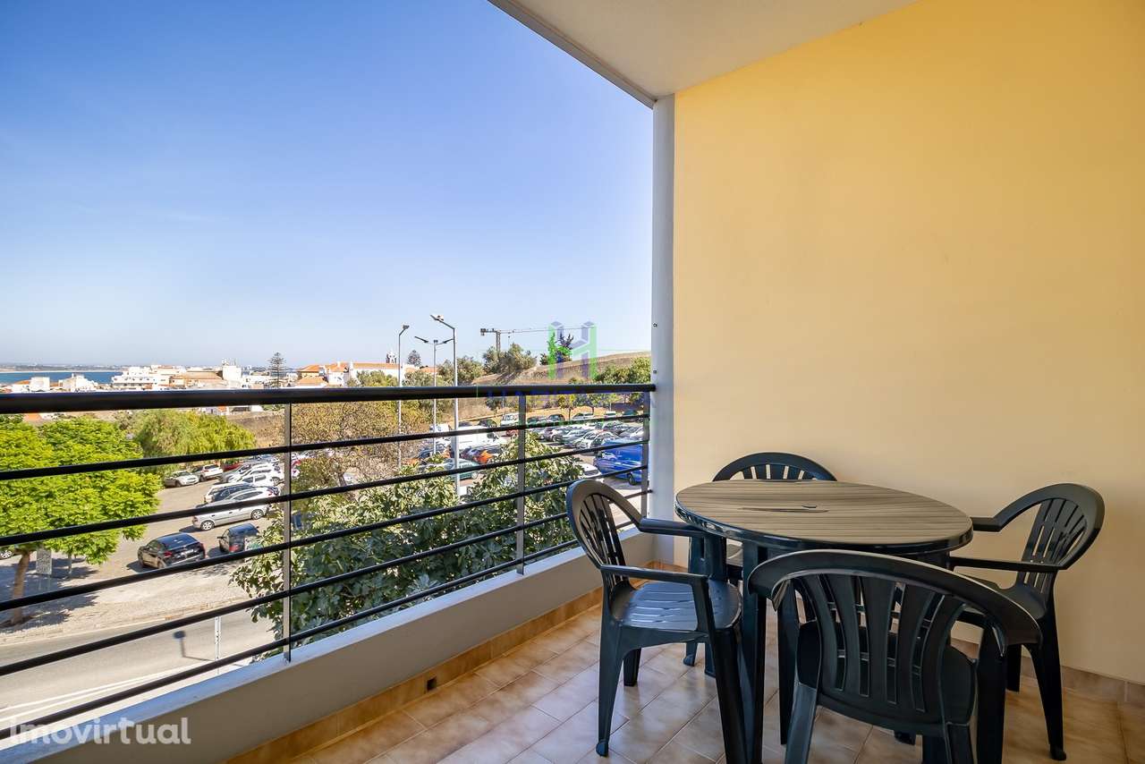 Apartamento T2 com VISTA MAR, às portas do Centro Histórico de Lagos - - Grande imagem: 3/28
