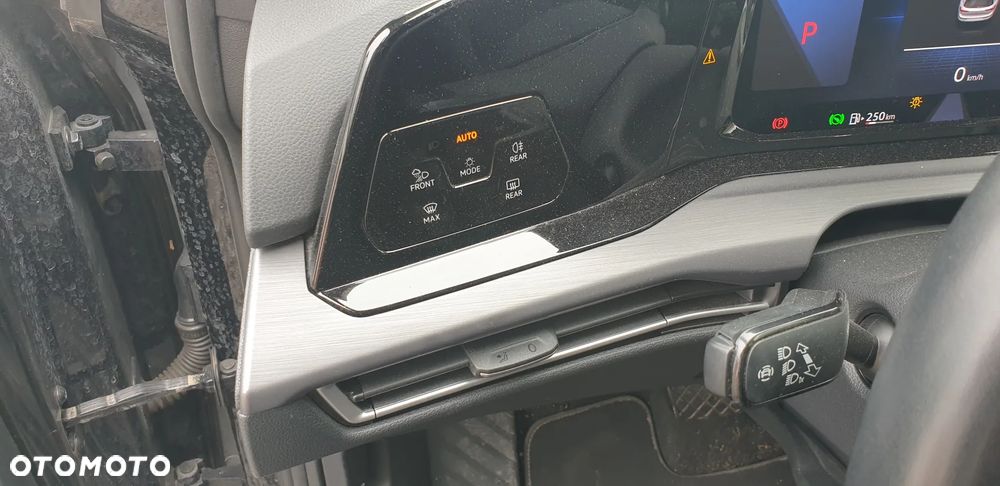 Volkswagen Golf 2.0 TSI OPF DSG Style - 21