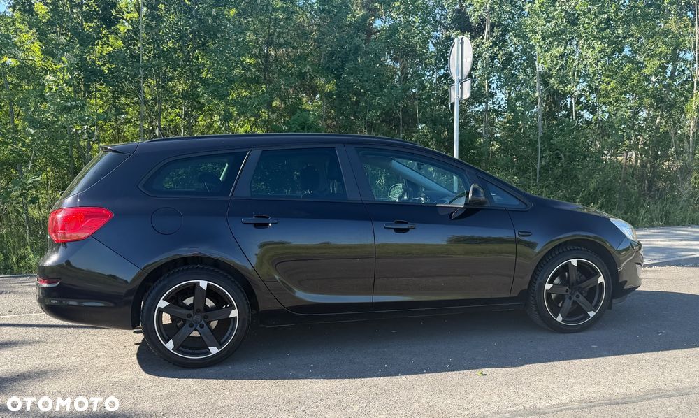 Opel Astra 1.4 Turbo Edition - 1