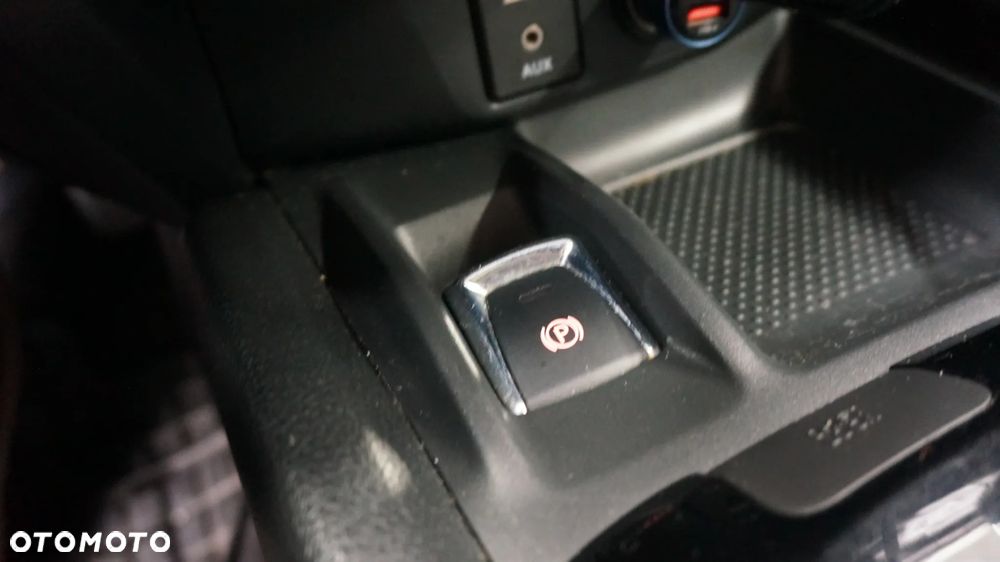 Nissan X-Trail 1.6 DCi Tekna 2WD Xtronic - 36