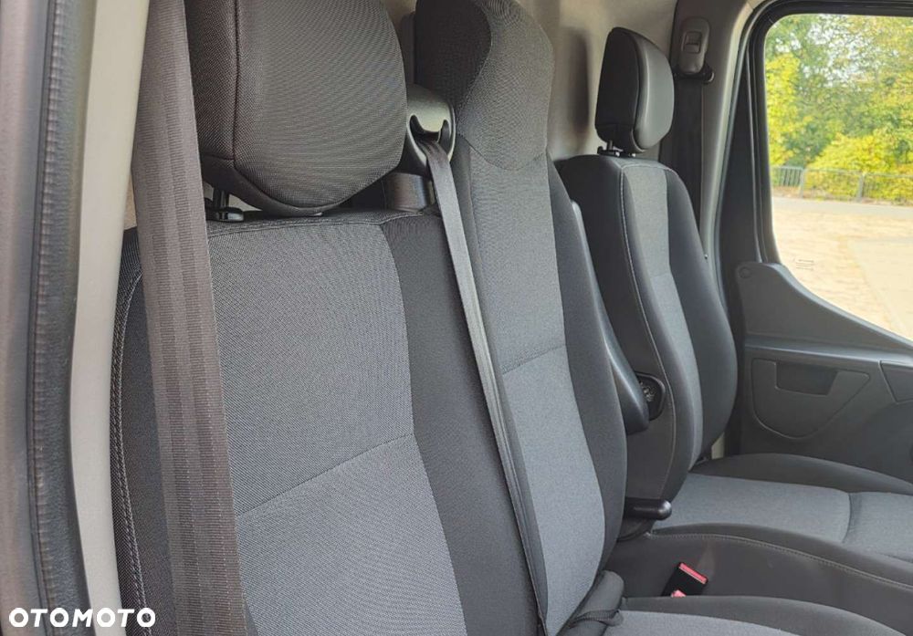 Renault Master - 19