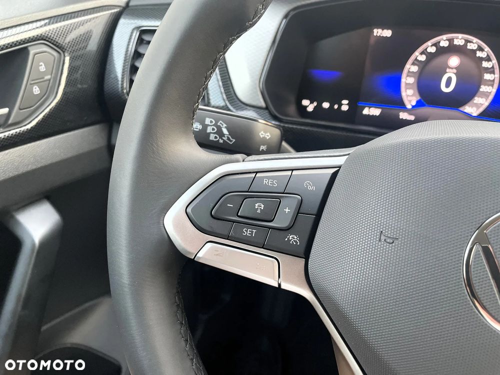 Volkswagen T-Cross 1.0 TSI Life Plus - 18