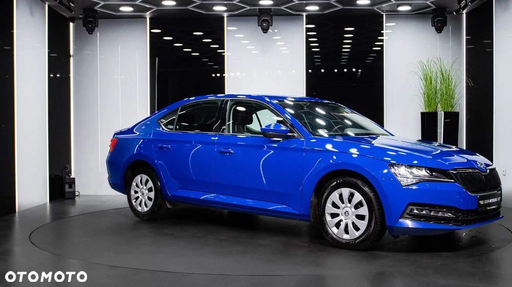 Skoda Superb 2.0 TDI SCR Ambition - 9