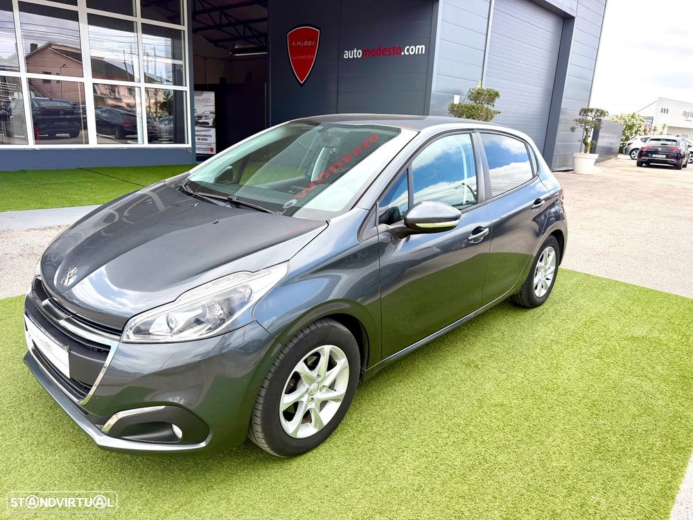 Peugeot 208 1.6 BlueHDi Style - 4