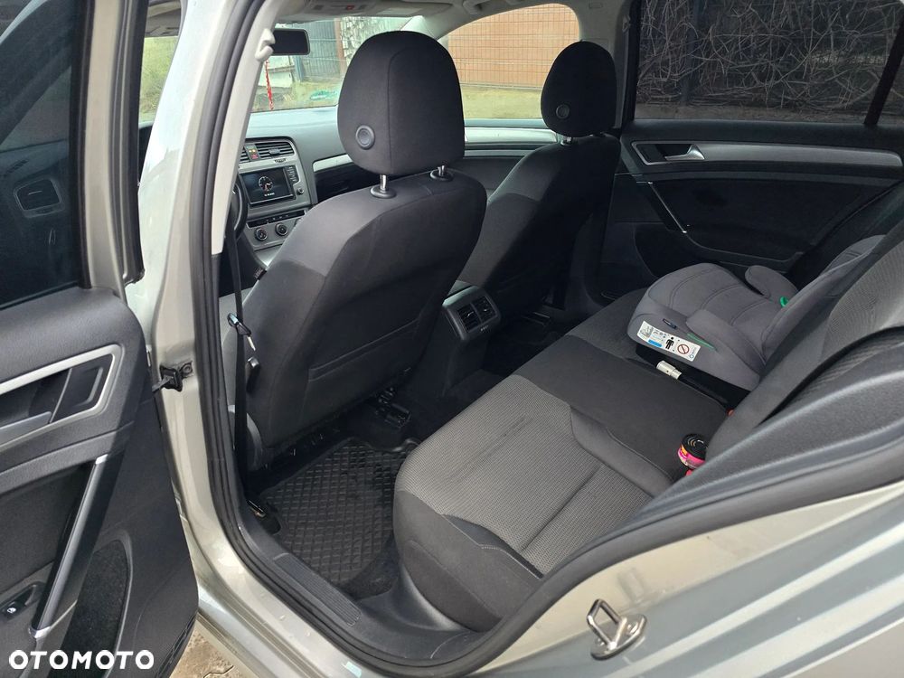 Volkswagen Golf Aktionsmodell 1.8 T DSG Comfortline - 10