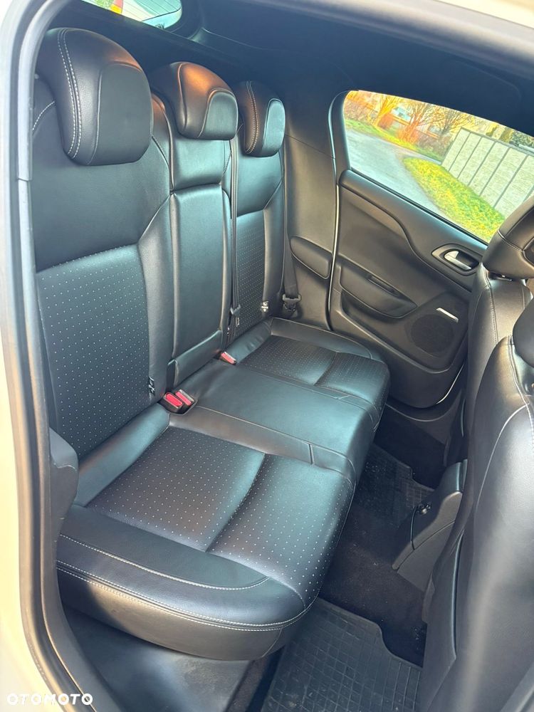 Citroën DS4 HDi 165 SportChic - 25