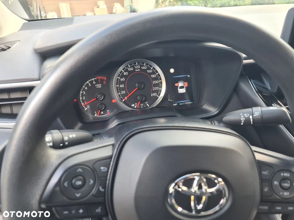 Toyota Corolla 1.6 Active - 11