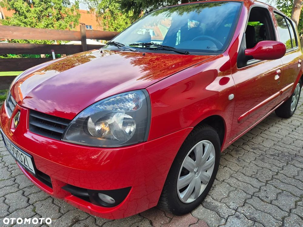 Renault Clio - 12