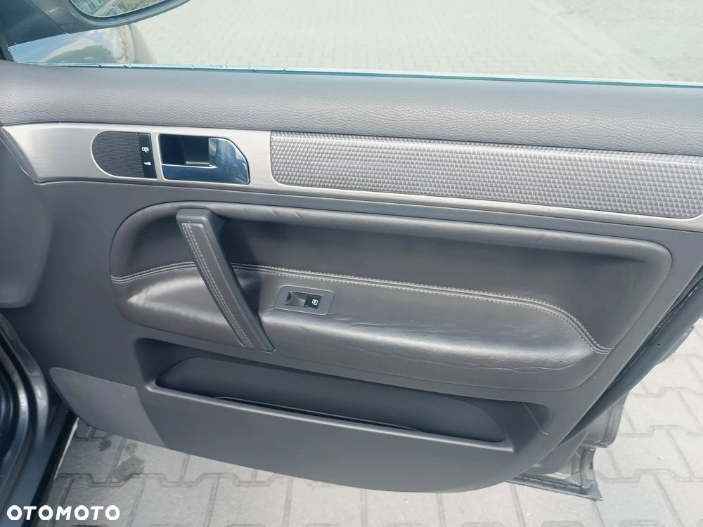 Volkswagen Touareg 5.0 V10 TDI DPF Automatik Exclusive Edition - 16