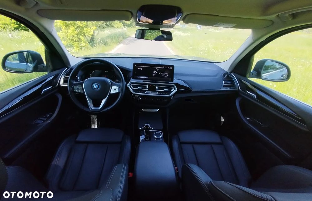 BMW X3 xDrive30e - 13