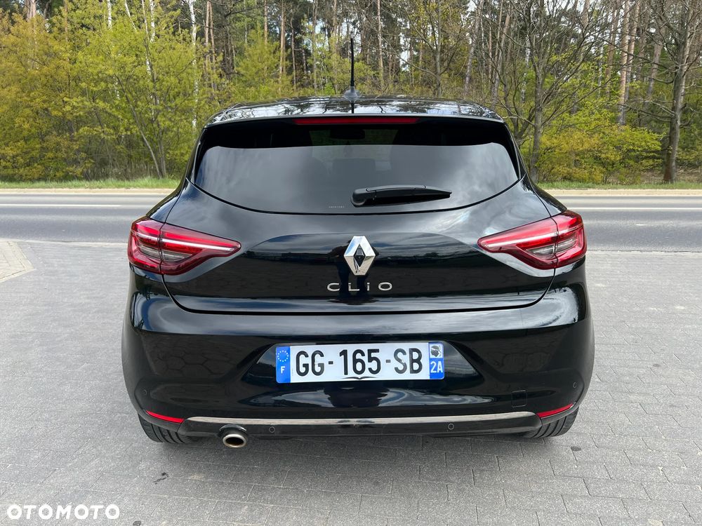 Renault Clio - 7