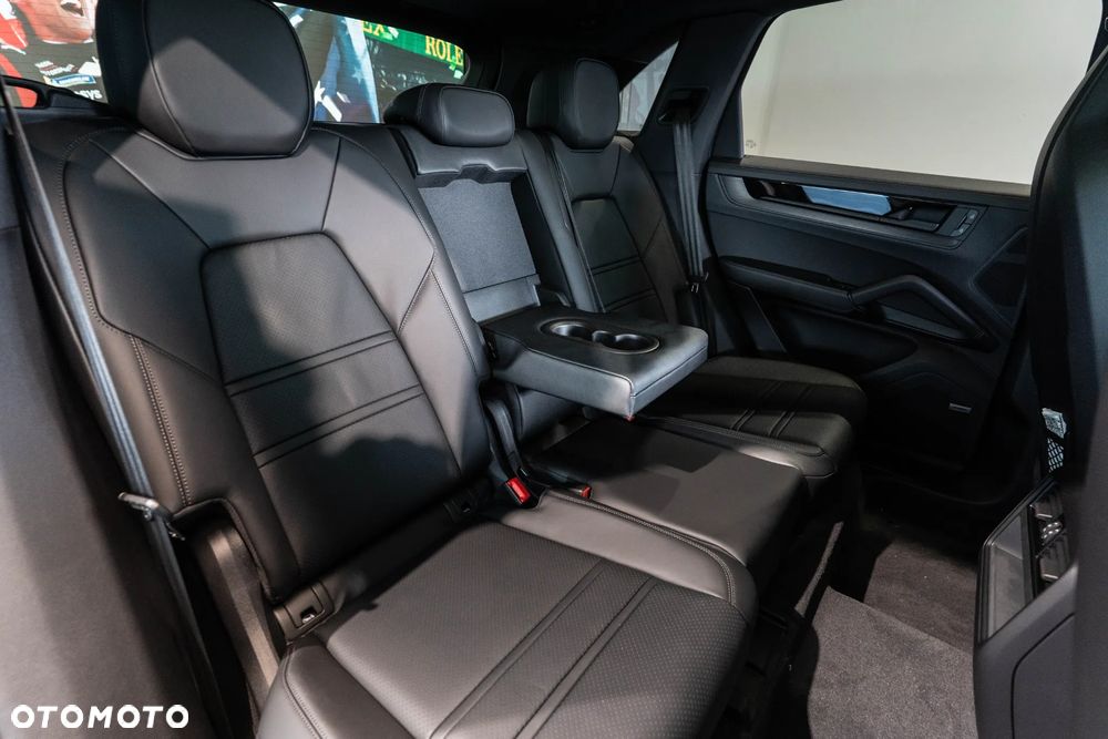 Porsche Cayenne E-Hybrid PHEV Black Edition - 13