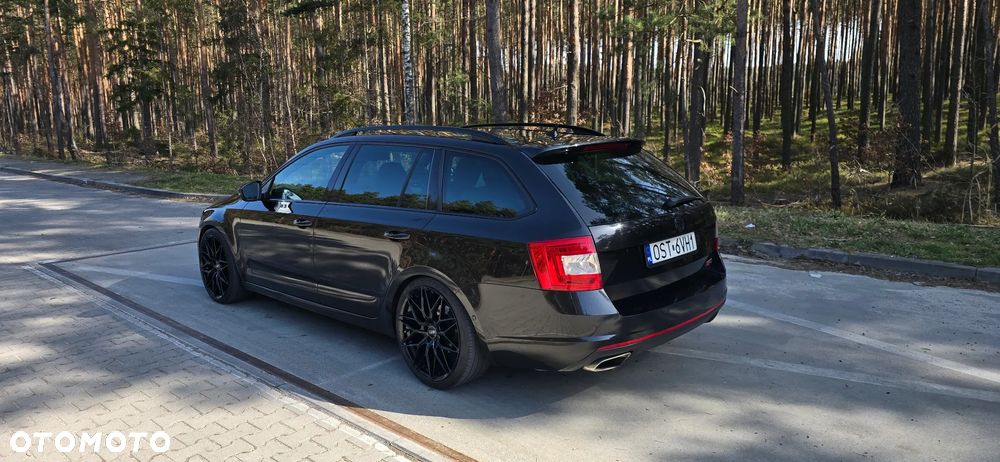 Skoda Octavia 2.0 TSI RS DSG - 4