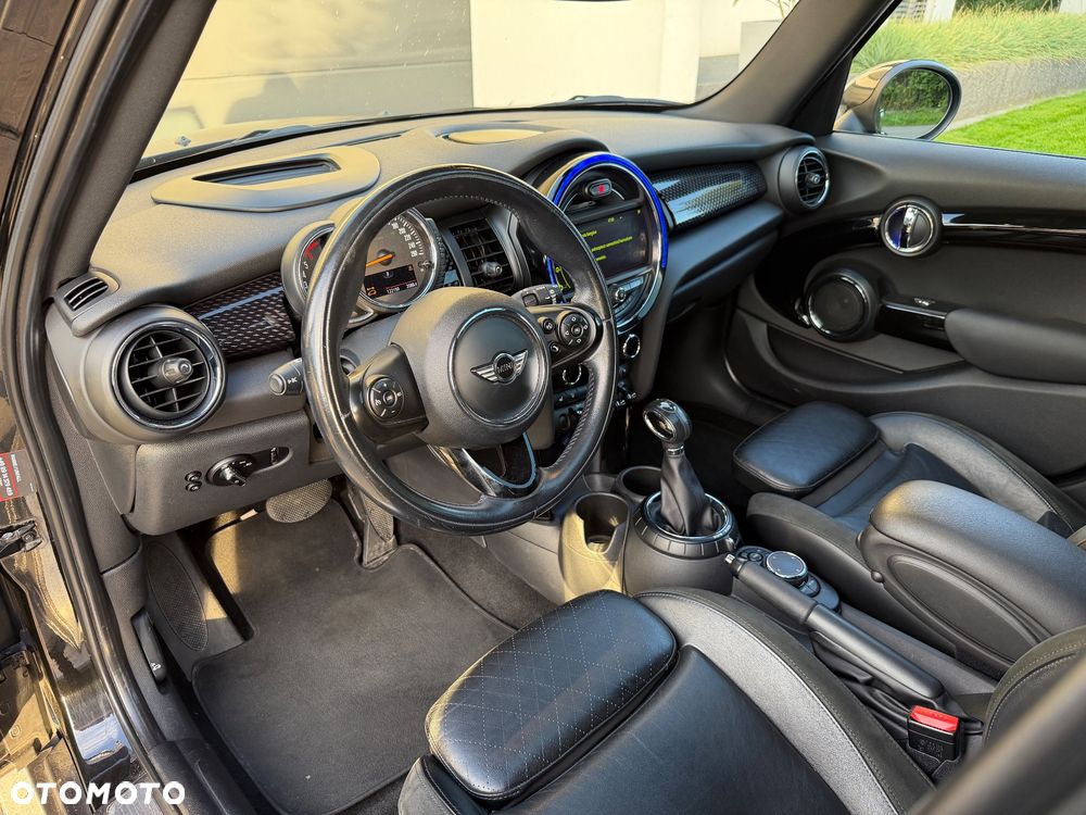 MINI Cooper SD - 8