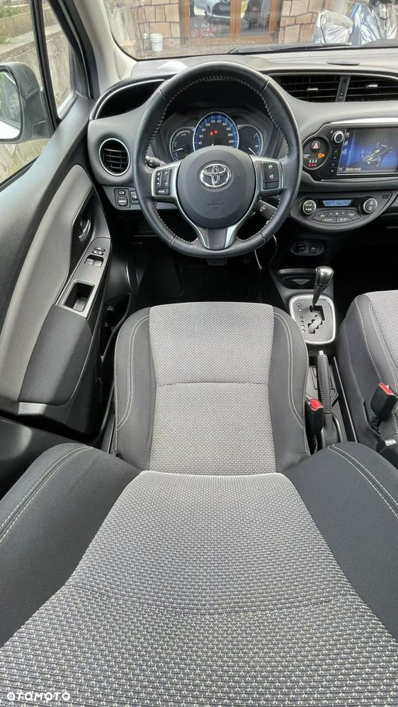 Toyota Yaris - 14