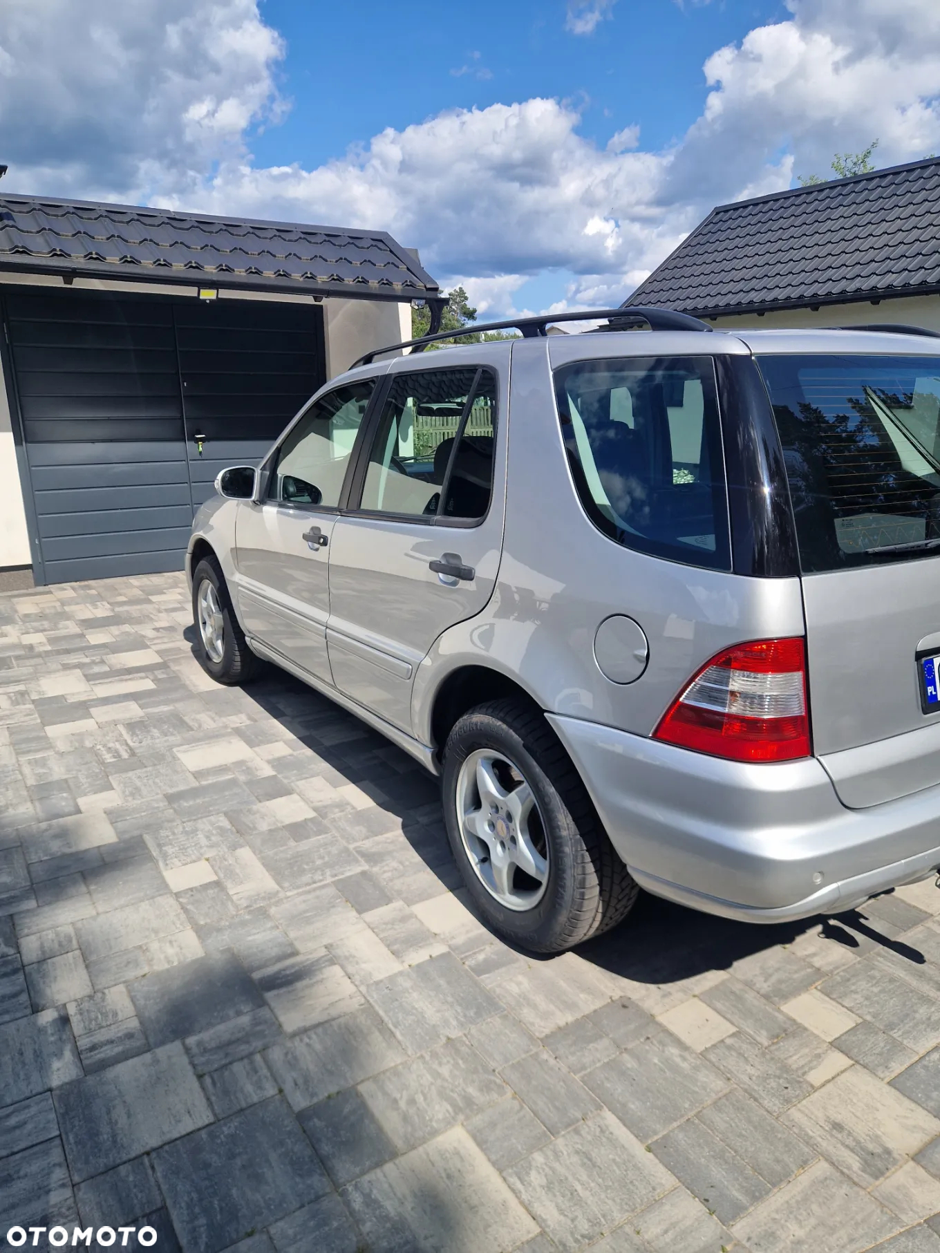Mercedes-Benz ML - 9