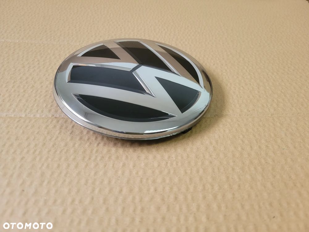 EMBLEMAT LOGO ZNACZEK NA RADAR VW PASSAT B8 GOLF VII 3G0853601A - 2