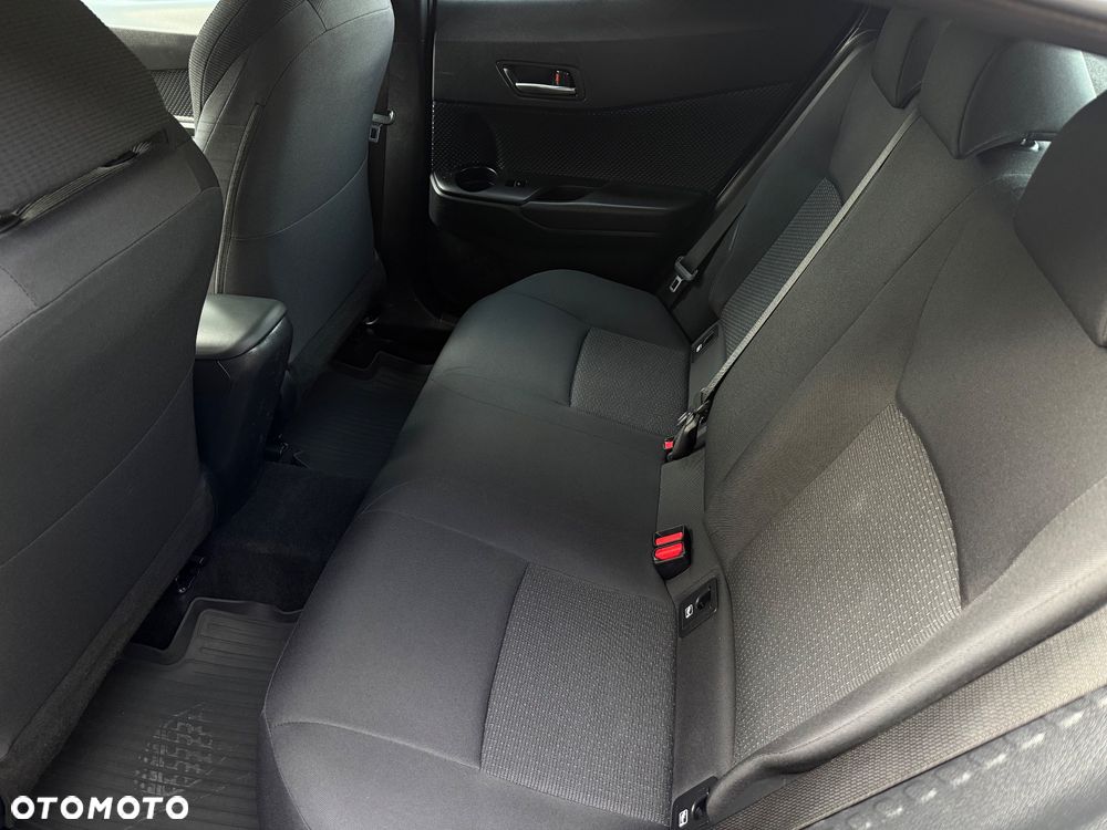 Toyota C-HR 1.2 T Premium CVT 4x4 - 35