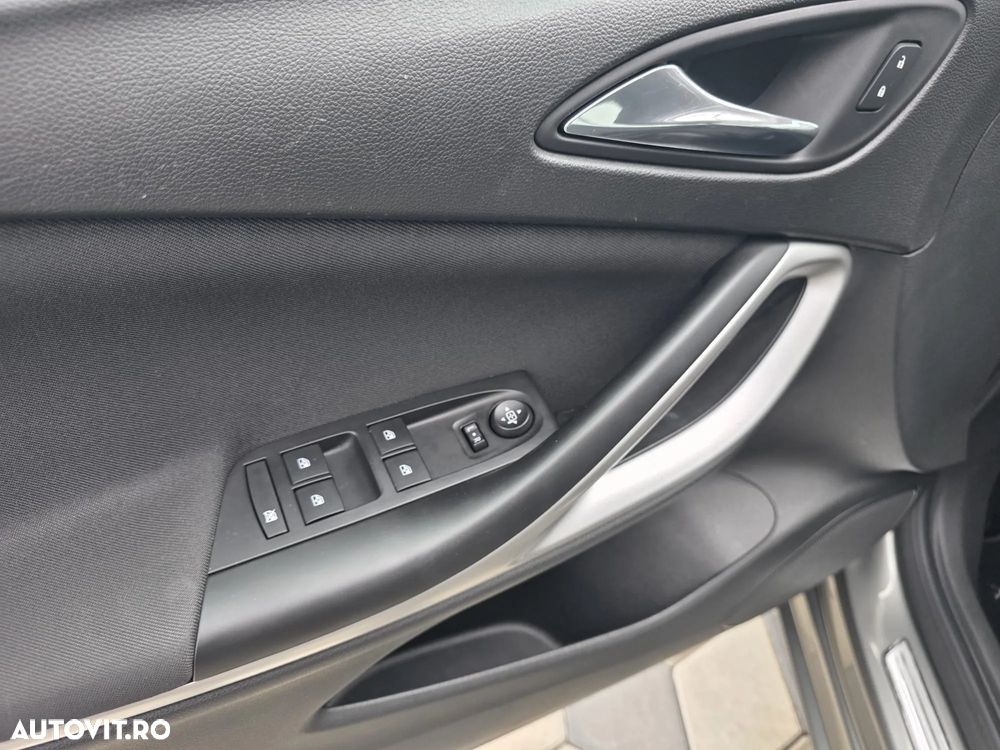 Opel Astra 1.6 CDTI DPF ecoFLEX TourerStart/Stop Exklusiv - 18