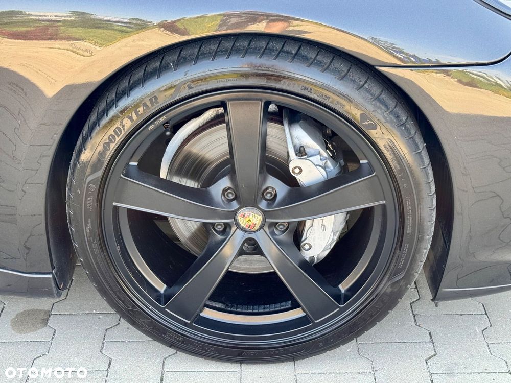 Porsche Panamera 4S PDK - 30