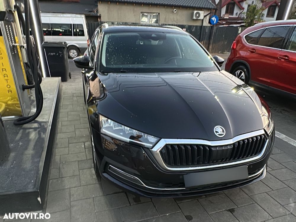 Skoda Octavia 2.0 TDI DSG Style - 1