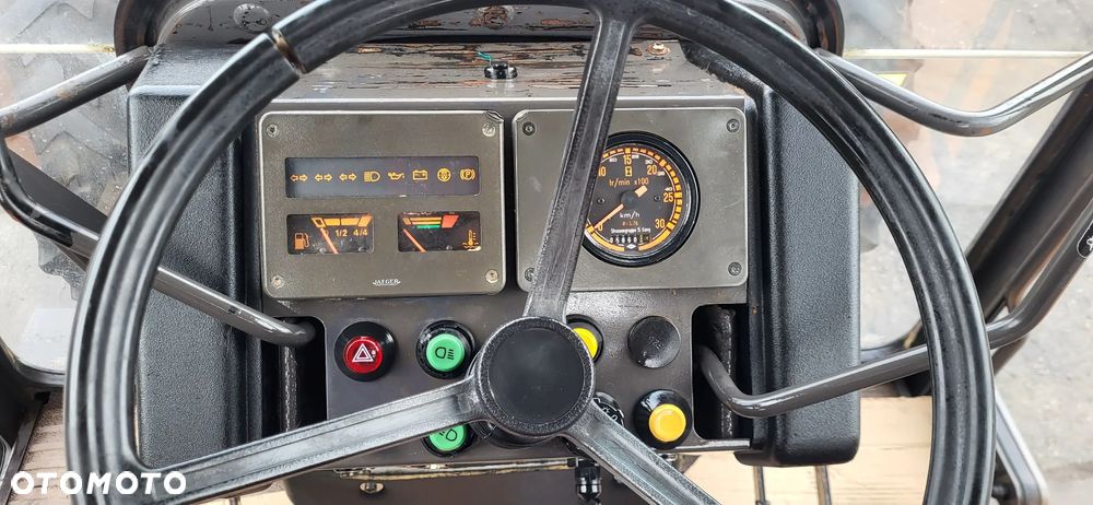 Renault Ceres 325 4X4 - 9