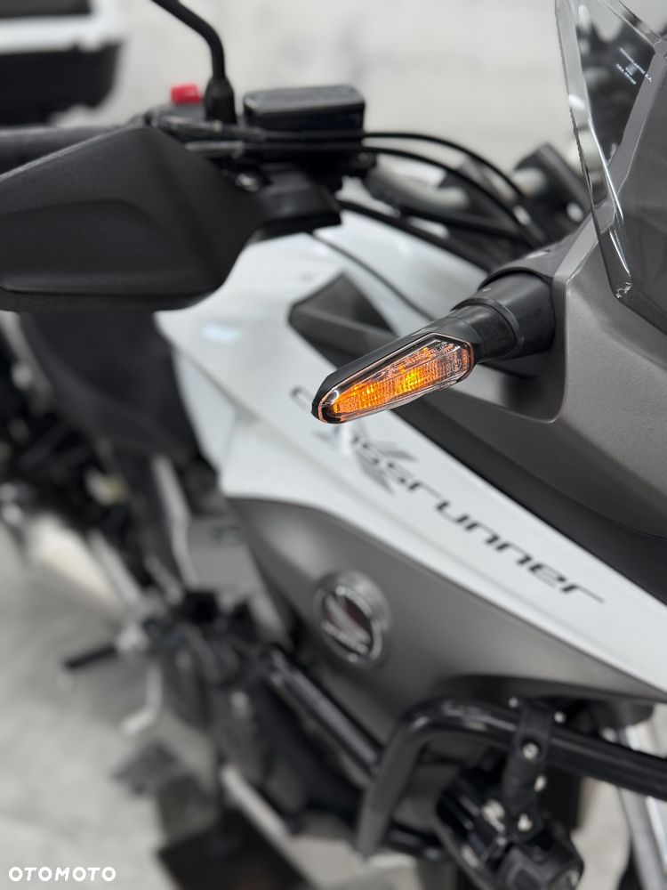 Honda VFR - 19