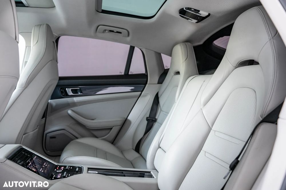 Porsche Panamera 4S Executive - 7