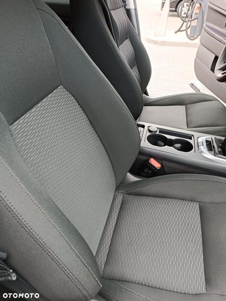 Land Rover Discovery Sport 2.0 eD4 Pure - 11
