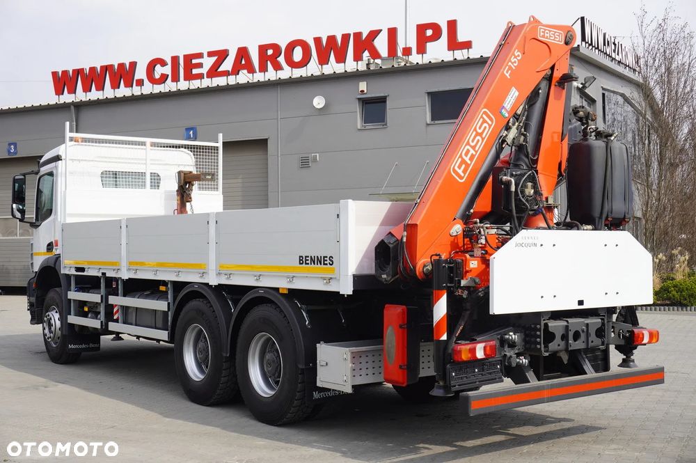 Mercedes-Benz Arocs 2633 burtowy / HDS FASSI F155A.0.23 / PILOT / 230 tys. km_224158 - 7