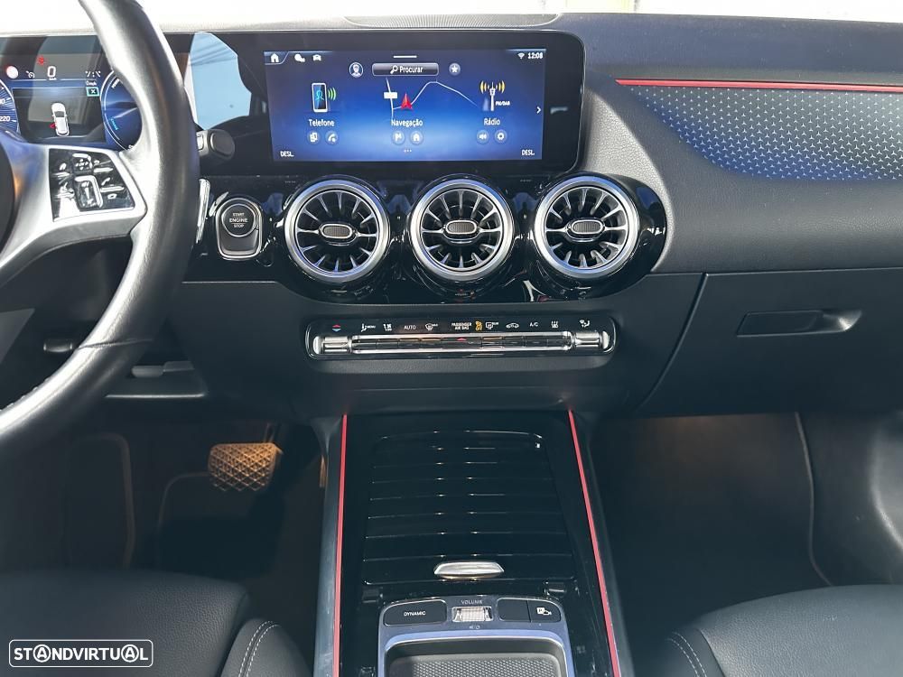 Mercedes-Benz GLA 250 e 8G-DCT Progressive - 39