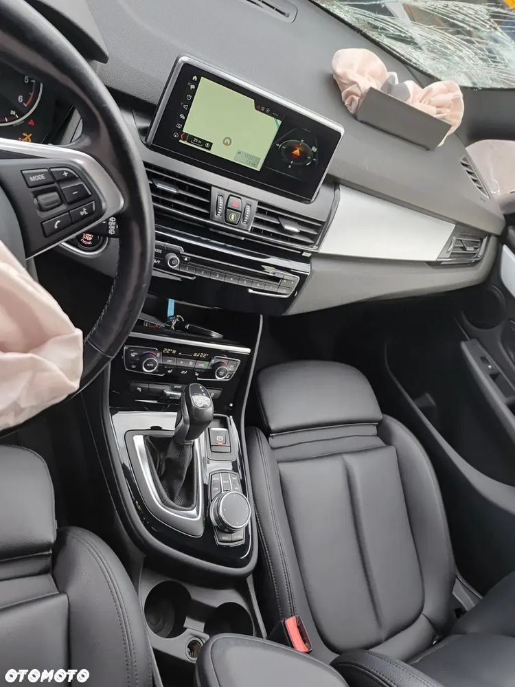 BMW Seria 2 218d xDrive Sport-Aut Advantage - 16