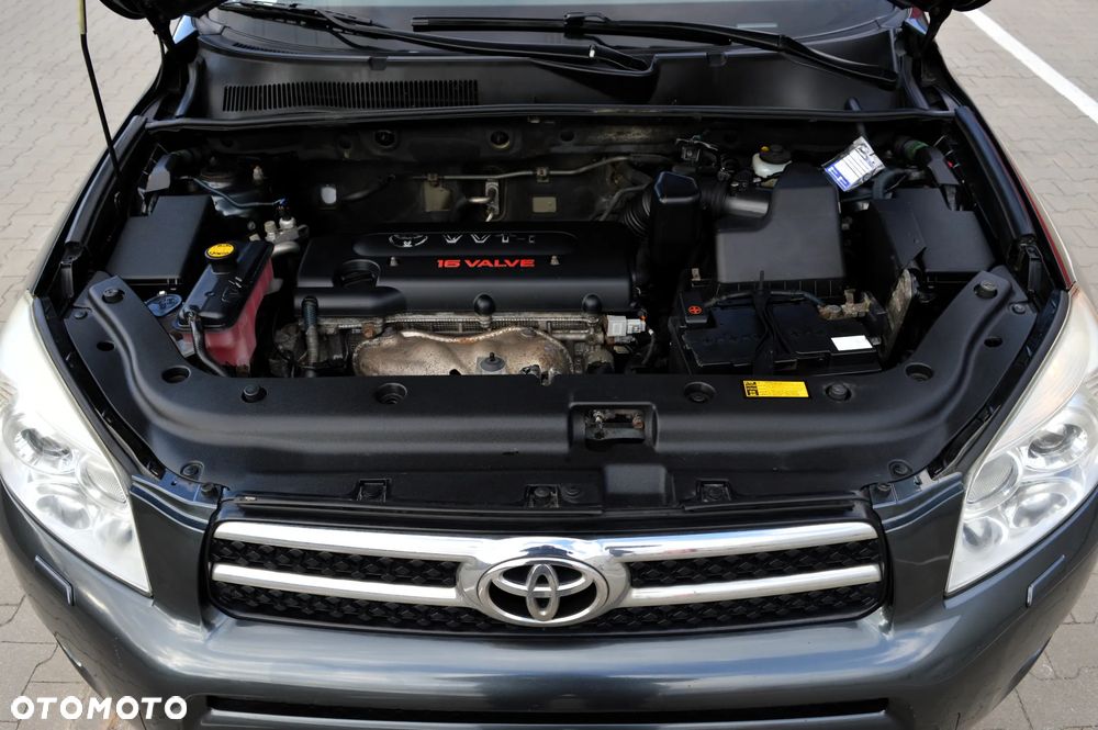 Toyota RAV4 2.0 VVT-i Prestige - 36