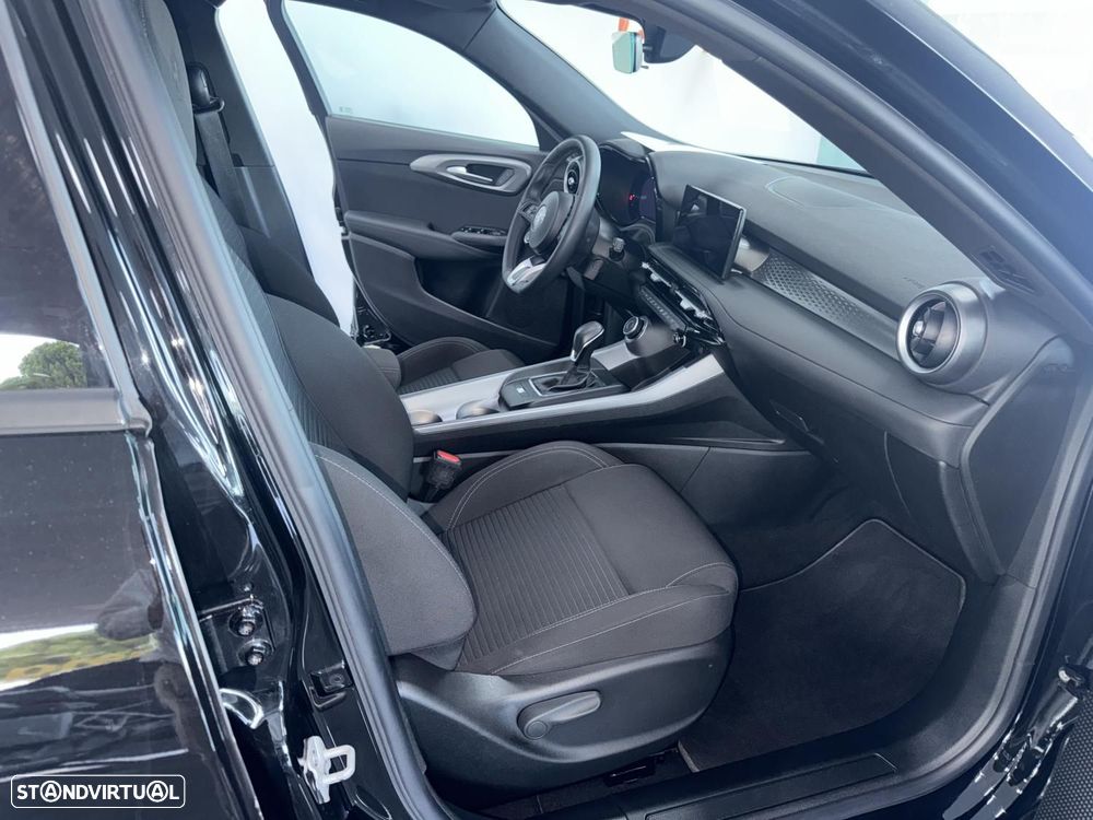 Alfa Romeo Tonale 1.5 Hybrid Super - 8