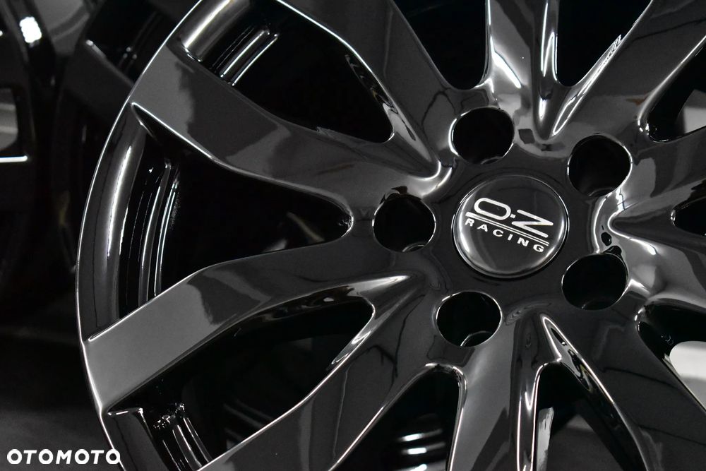 Felgi 5x112 R17 VW Golf Passat Audi a3 a4 a6 SKODA Octavia SEAT Mercedes - 4