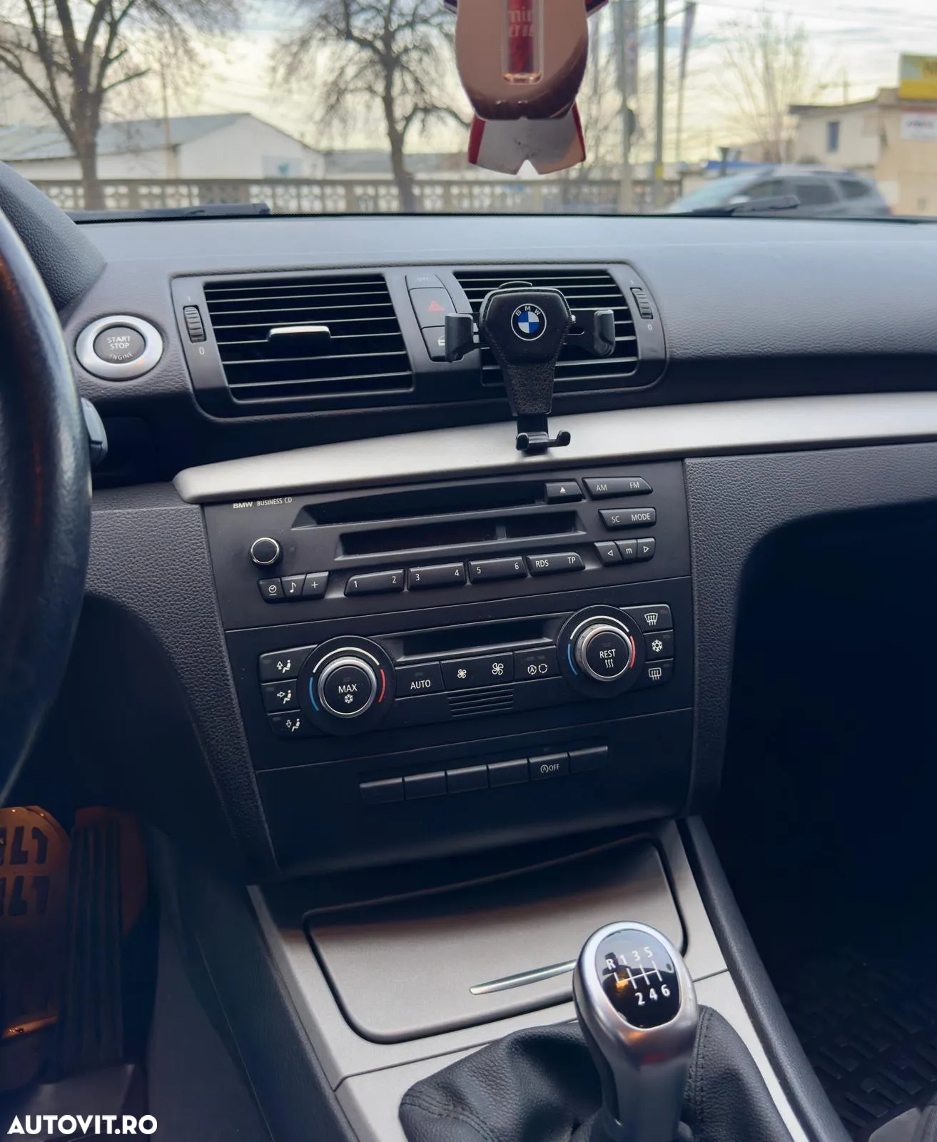 BMW Seria 1 118d Sport Line - 10