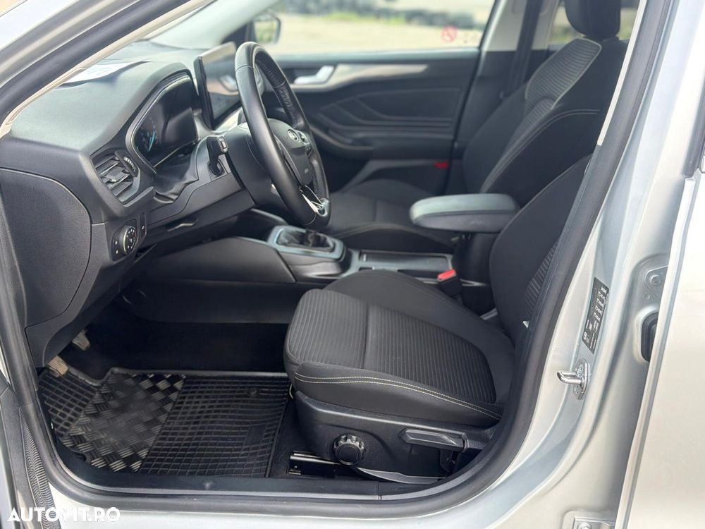 Ford Focus 1.0 EcoBoost Titanium - 20