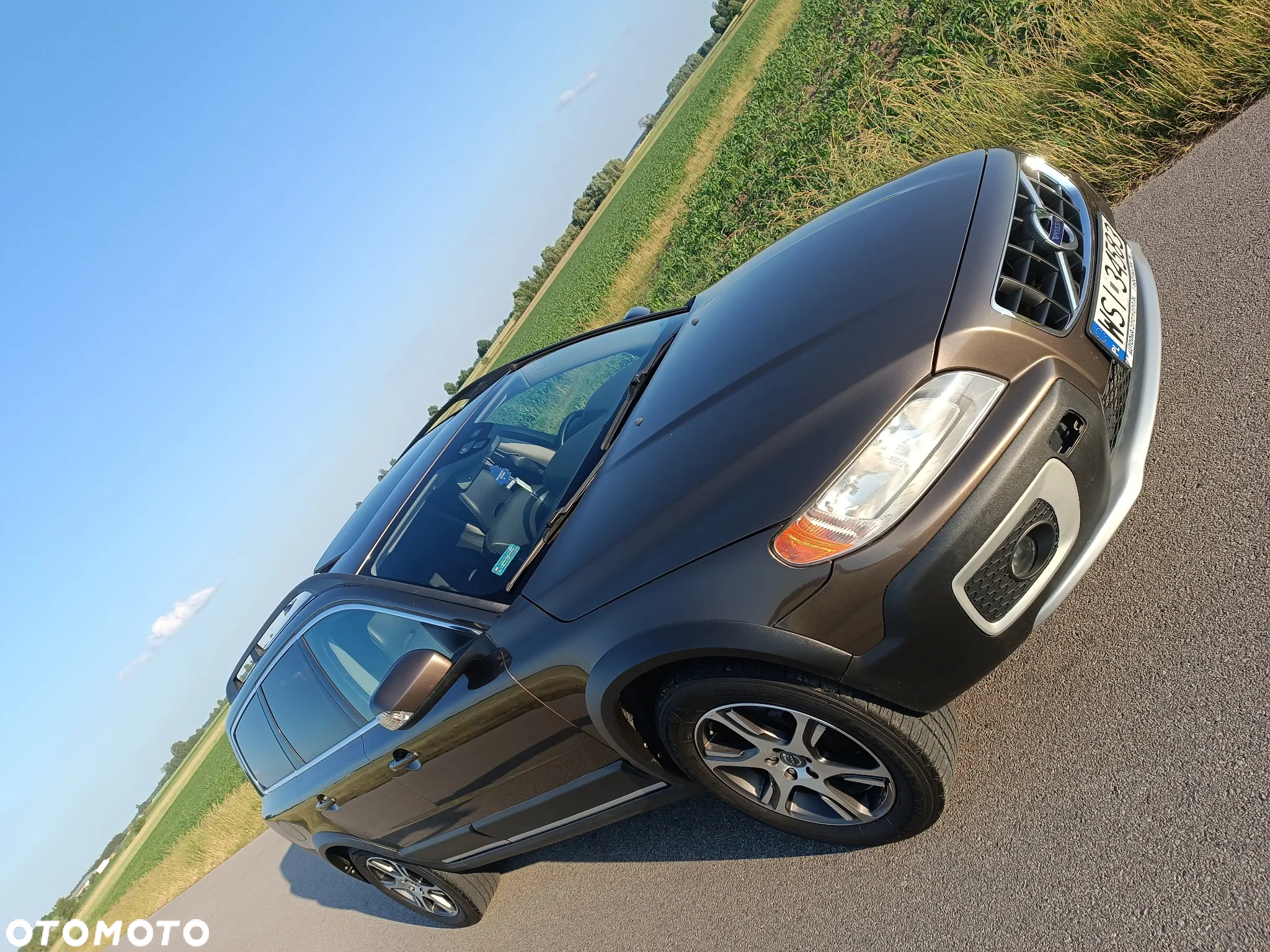 Volvo XC 70 3.2 AWD Momentum - 2