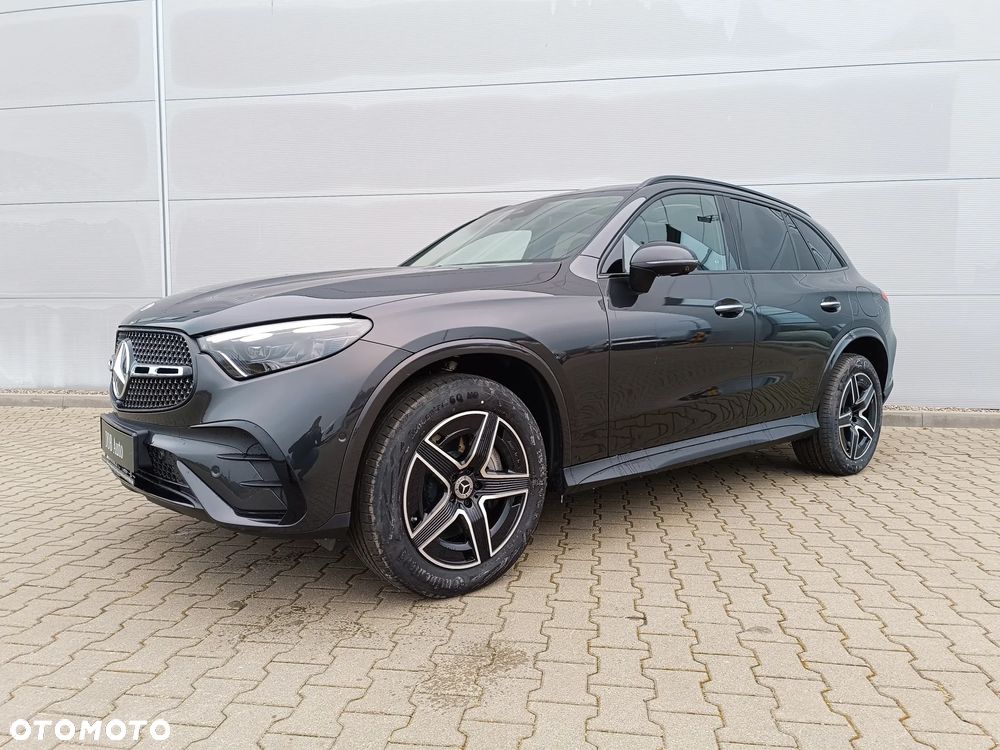 Mercedes-Benz GLC - 2