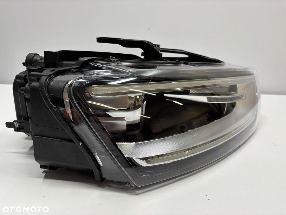 Audi Q3 8U0 Lampa Prawa Przód Przednia 8U0941006 - 3