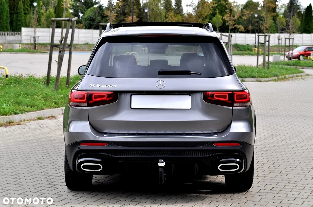 Mercedes-Benz GLB 200 d AMG Line 8G-DCT - 11